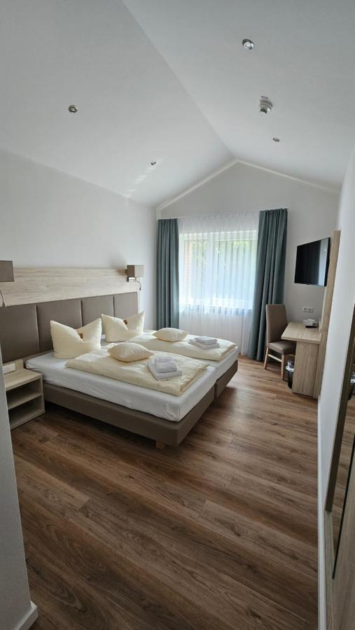 Riverhouse Nordenham Bagian luar foto